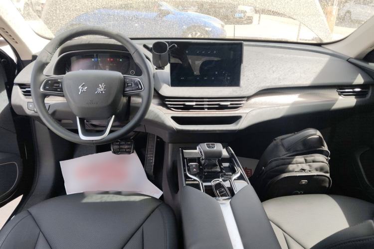 Used Hongqi E-QM5 2022 431 km Charge & Enjoy Edition