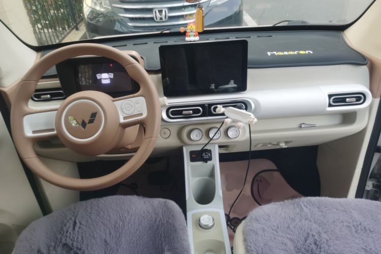 Used Wuling Hongguang MINIEV 2024 3rd Generation 215km Youth Edition Interior 2