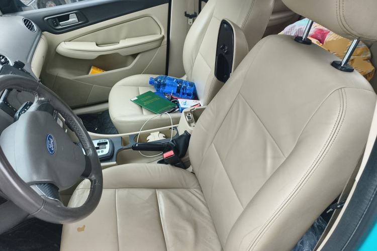 Used Ford Focus 2013 Hatchback Classic 1.8L Automatic Base Model Left Front Seat