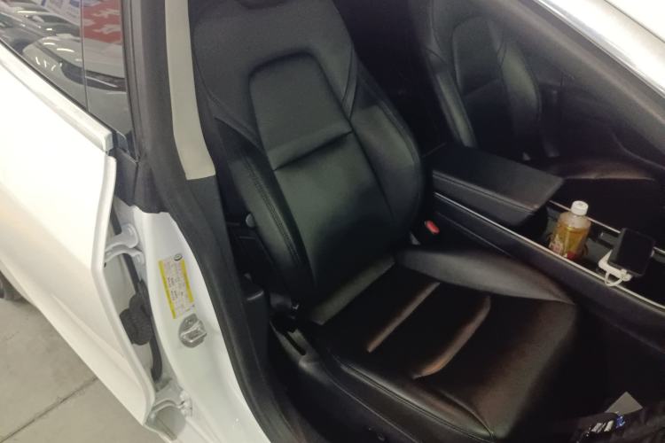 Used Tesla Model 3 2019 Standard Range Rear-Drive Upgraded Version Right Front Seat