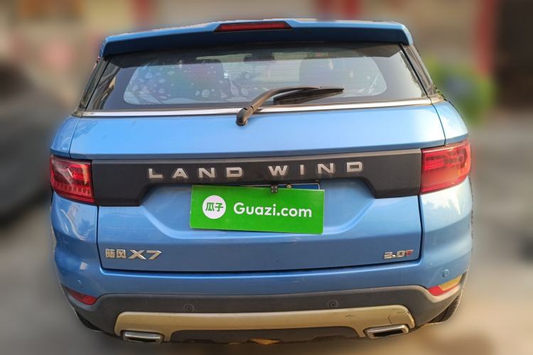 Used Land X7 2015 2.0T Panoramic Prestige Edition Rear