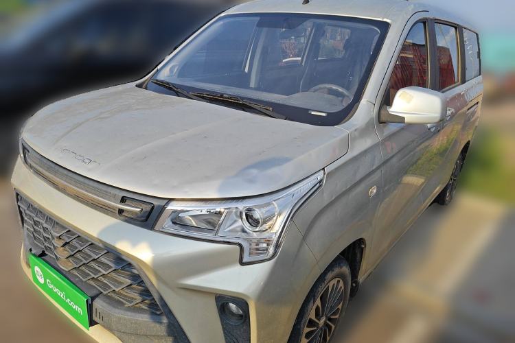 Used Dongfeng Fengon 380 2022 1.5L Comfort-Class Passenger Vehicle (Steel Spring) with 7 Seats