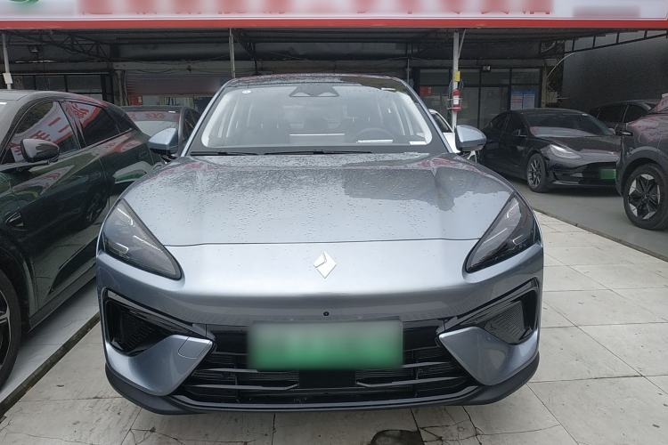 Used Baojun Yunhai 2024 60km Plug-in Hybrid Version
