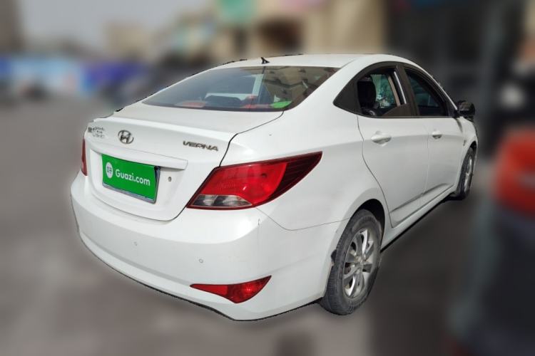 Used Hyundai Verna (older generation) 2014 1.4L Manual Smart GLS Trim
