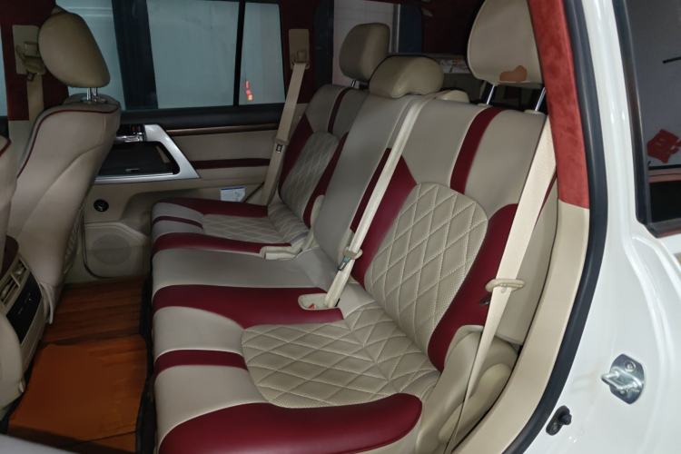 Used Toyota Land Cruiser 2019 4.0L GX-R GT Dual Fuel Sunroof Velvet Interior – Middle East Specification