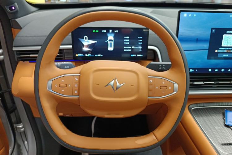 Used Dongfeng eπ eπ008 2025 210 Ultra Range-Extended Version 5 Seats
