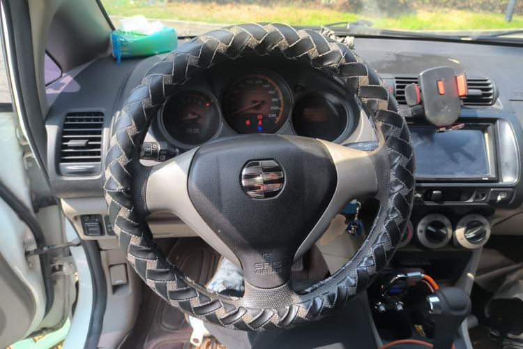 Used Everus S1 2012 1.3L Automatic Comfort Edition
