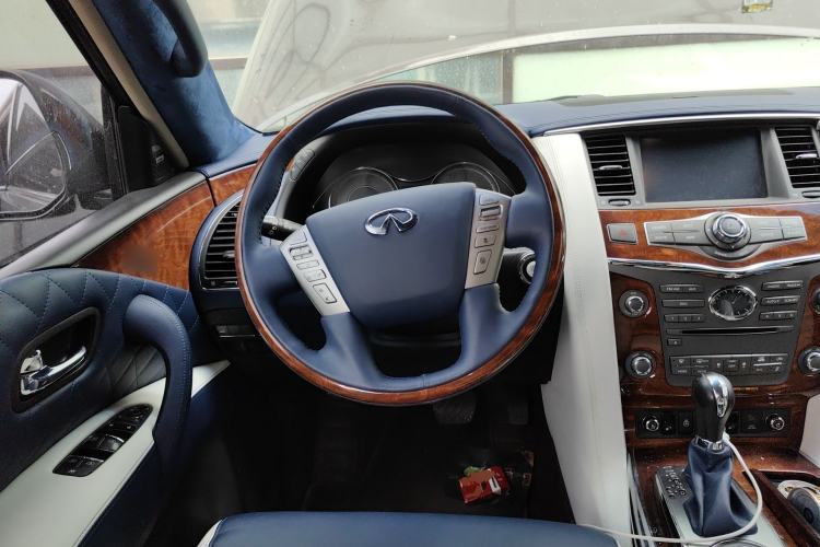Used Infiniti QX80 2016 5.6L 4WD Steering Wheel