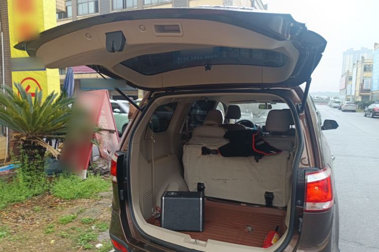 Used Baojun 730 2014 1.5L manual Comfort version 7 seats
