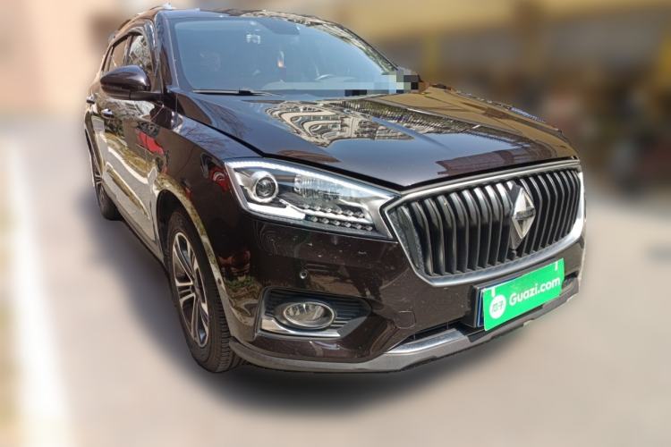 Used BORGWARD BX7 2016 28T Four-wheel Drive Luxury Edition 5 Seats Front Right 45 Deg