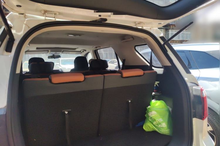 Used CHANGAN OSHAN CX70 2018 CX70T 1.5T Automatic Comfort Edition Trunk