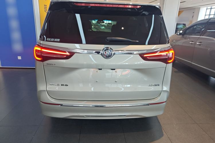 Used Buick GL8 2021 ES Landtrek 653T Luxury Model