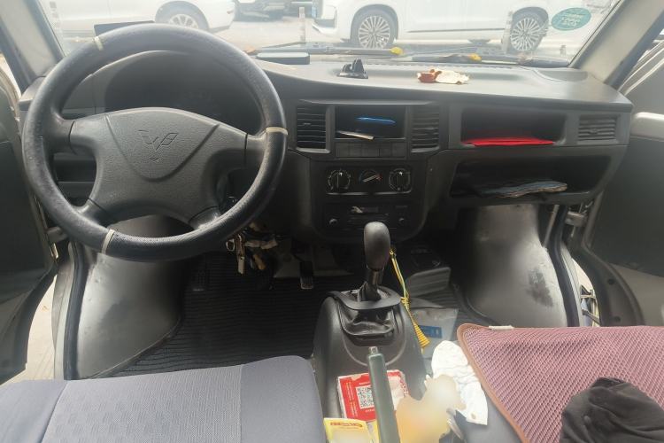 Used Wuling Zhiguang 2010 1.0L Liye Edition Center Console