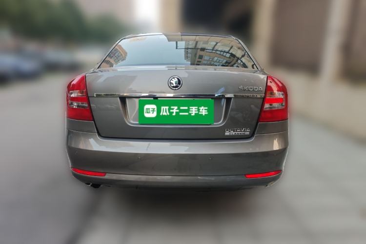 Used Skoda Octavia 2015 Classic Model 1.6L Automatic Yijie Version
