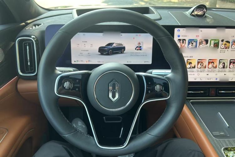 Used Hima AITO M9 2025 Extended-Range Max Version 52 kWh 5-Seater Edition
