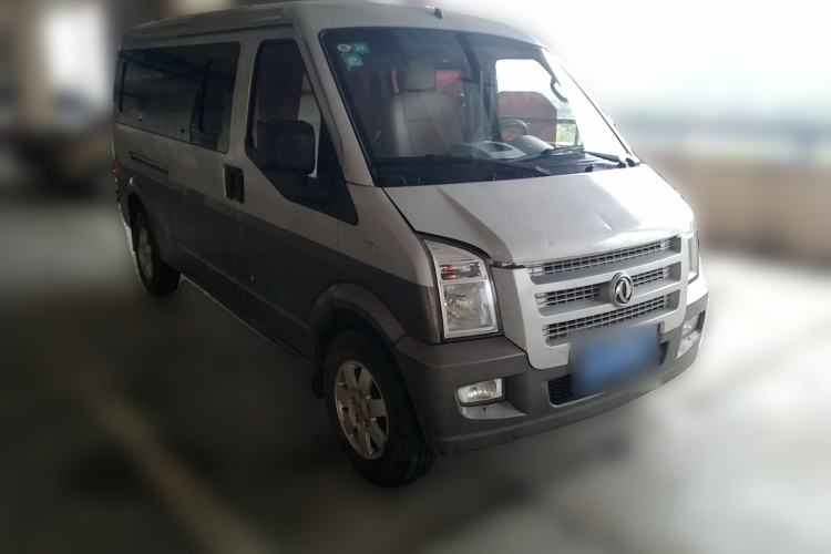 Used Dongfeng Xiaokang C37 2018 1.5L Premium II DK15 Front Right 45 Deg
