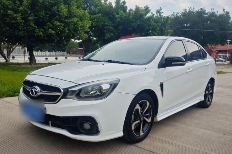 Used Soueast V5 Lingzhi 2017 1.5L Manual New Elite Model