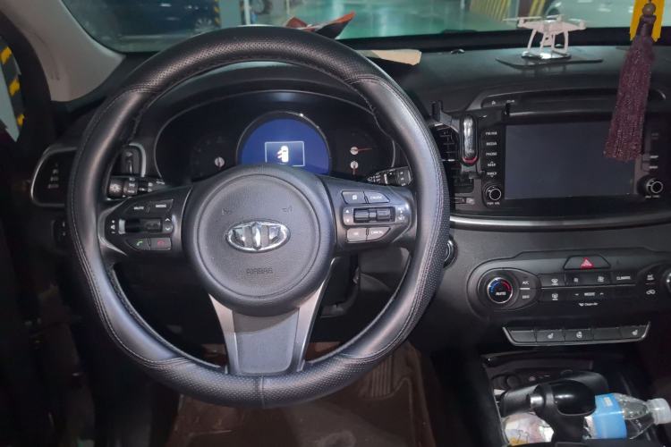 Used Kia Sorento 2015 Sorento L 2.2T Diesel 4WD Elite Edition 7 Seats China IV Standard

