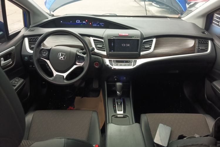 Used Honda Jade 2017 1.8L automatic Comfort version 5 seats
