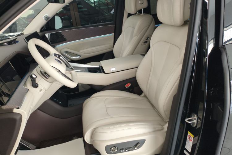 Used Denza N9 2025 Flagship Model