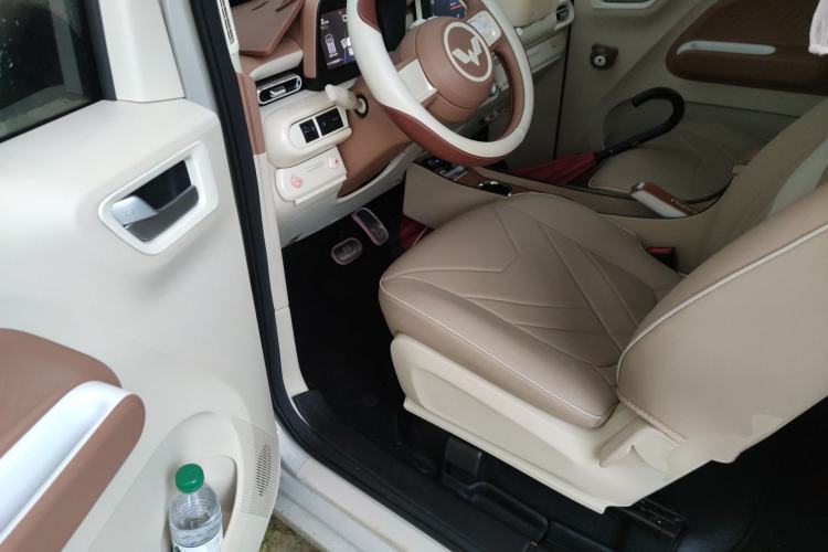 Used Wuling Hongguang MINIEV 2024 3rd Generation 215km Advanced Version Driver Seat