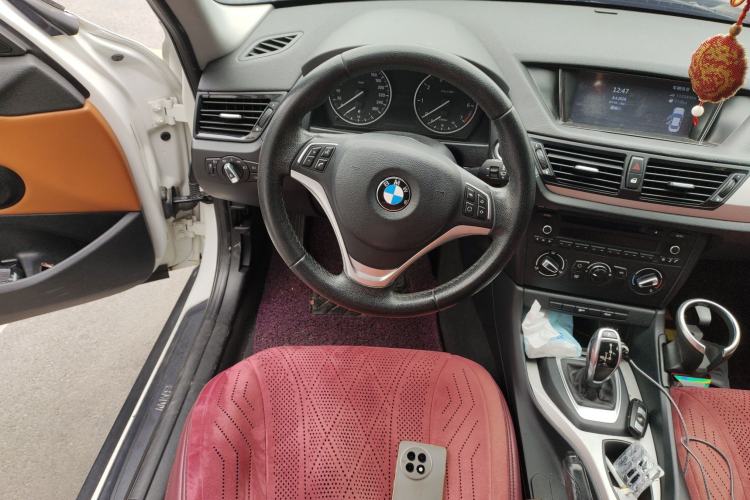 Used BMW X1 2014 sDrive18i Fashion Model Steering Wheel