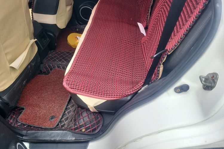 Used Lifan Auto X60 2015 1.8L CVT Luxury Model China V Standard Left Rear Seat