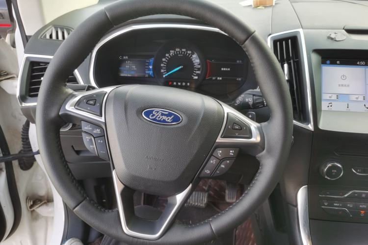 Used Ford Edge 2018 EcoBoost 245 Two-Wheel-Drive Titanium 7-Seater China VI Standard