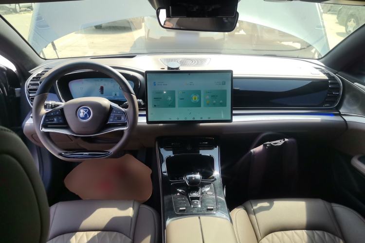 Used BYD Han 2022 EV Genesis Edition 715 km Front-Wheel-Drive Flagship Model
