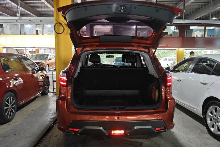 Used Venucia T70 2018 2.0L CVT Smart Edition