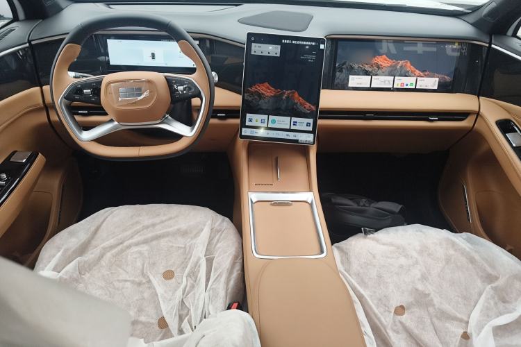 Used Geely Galaxy L7 2025 EM-i 115km Exploration Edition Center Console