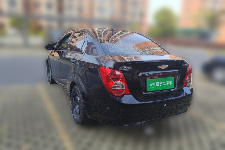 Used Chevrolet Aveo Sonic 2011 Sedan 1.4L MT SL

