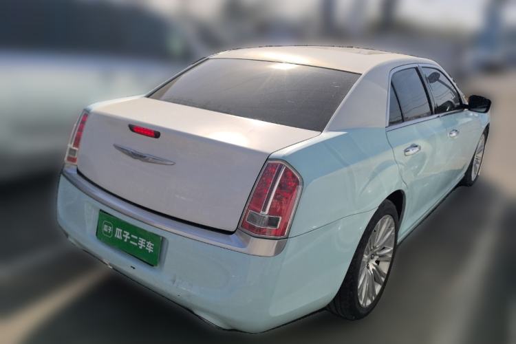 Used Chrysler 300C 2013 3.6L Prestige Edition
