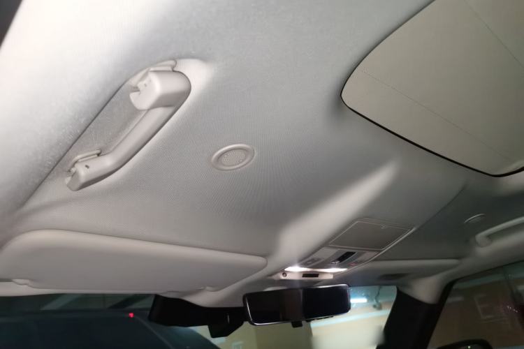 Used Land Rover Defender 2022 90 2.0T P300 X-DYNAMIC HSE
