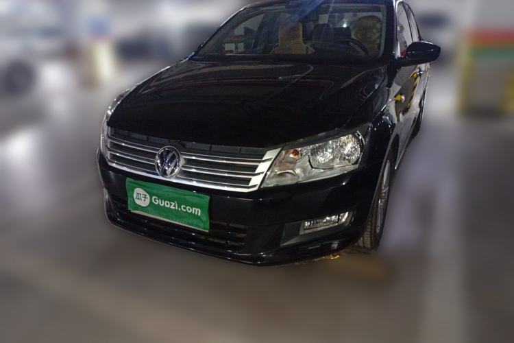 Used Volkswagen Santana 2015 1.6L Manual Comfort Edition