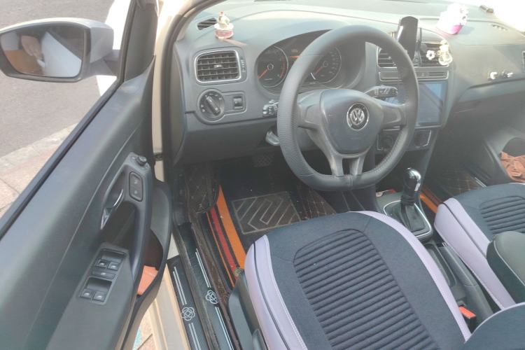 Used Volkswagen Polo 2014 1.6L Automatic Comfort Edition