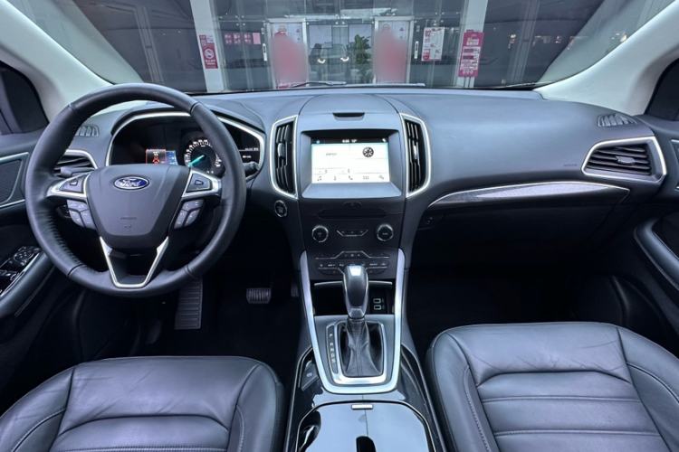 Used Ford Edge 2016 EcoBoost 245 Two-Wheel-Drive Titanium 7-Seater
