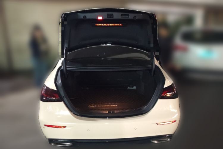 Used Mercedes-Benz E-Class 2021 Facelift E 260 L
