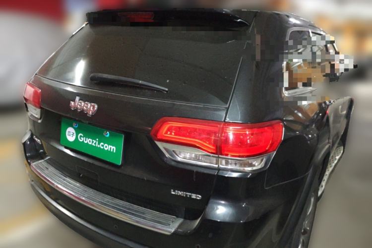 Used Jeep Grand Cherokee 2014 3.0L Comfort Navigation Edition Rear Right 45 Deg