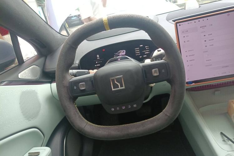 Used Zeekr 007 2025 Rear-Drive Intelligent Driving Version 75 kWh Steering Wheel