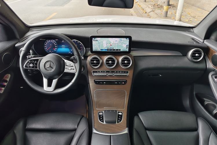 Used Mercedes-Benz GLC 2020 GLC 300 L 4MATIC Dynamic Edition
