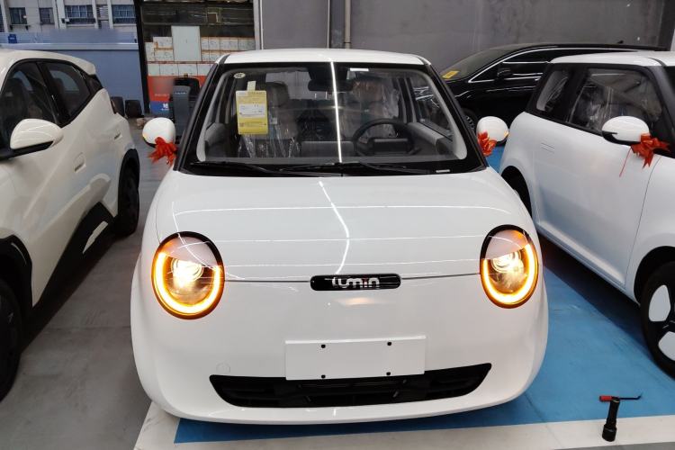 Used CHANGAN NEVO Lumin 2025 205 km Xiangqin Version
