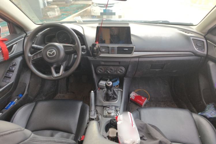 Used Mazda 3 Axela 2017 Sedan 1.5L Manual Comfort Model Emission Standard China V Center Console
