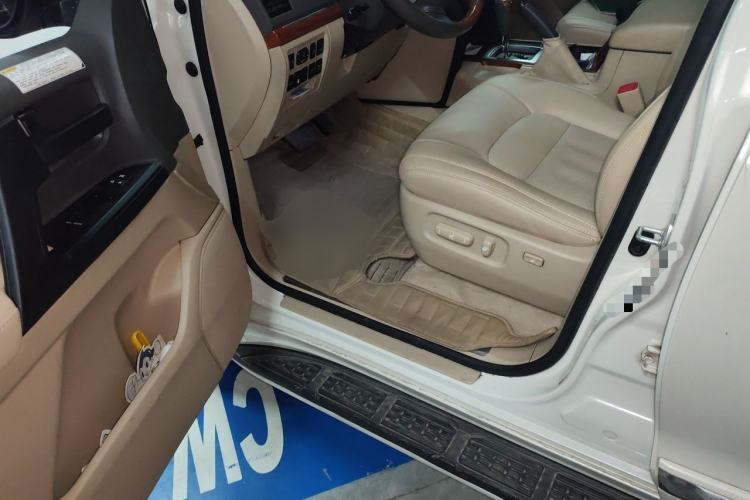Used Toyota Land Cruiser 
