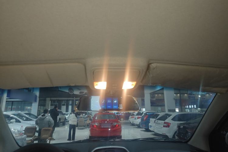 Used JMC Yuhu 7 2016 2.4T Two-Wheel Drive Luxury Edition JX4D24
