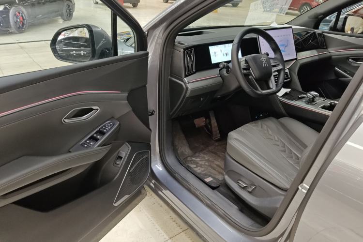 Used BYD Song L DM-i 2025 Intelligent Driving Version 160 km Excellence Edition
