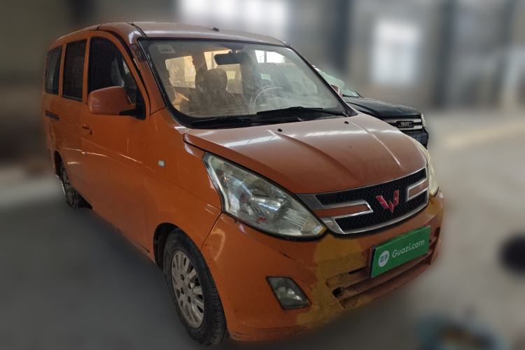 Used Wuling Rongguang V 2016 1.5L Standard Version
