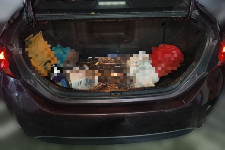 Used Toyota Levin 2016 Dual-Engine 1.8H GS E-CVT Elite Model with Sunroof Trunk