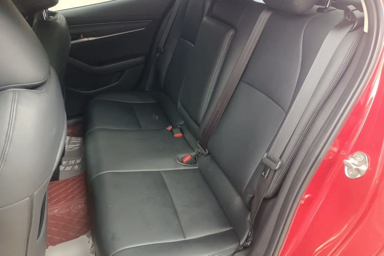 Used Mazda 3 Axela 2021 1.5L Automatic ZhiMei Edition Left Rear Seat