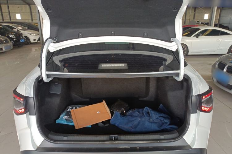 Used Toyota bZ3 2023 616 km Long-Range Premium Trunk